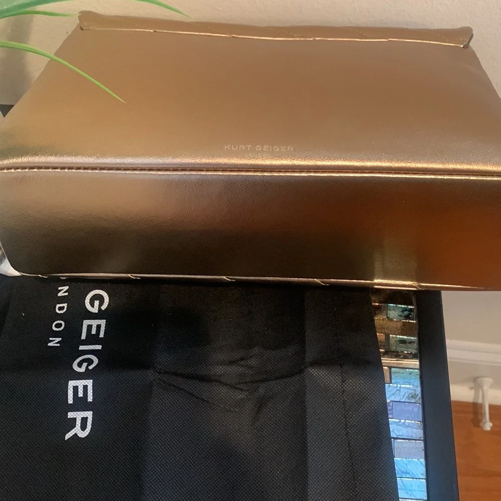 Kurt Geiger London Large Leather Soho Bag
KURT GEIGER - Picture 9 of 14